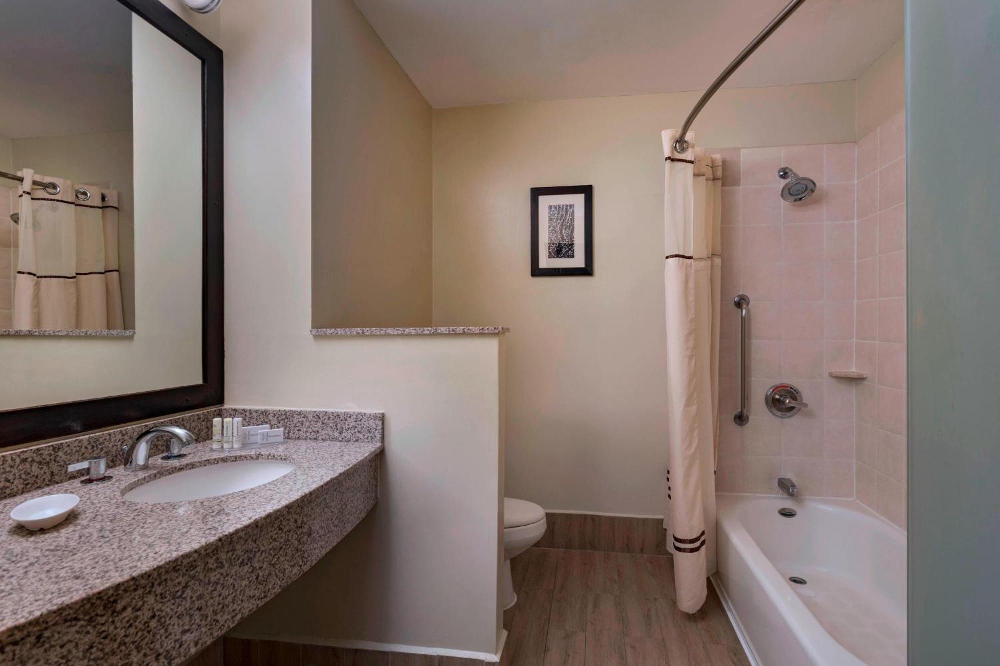 Courtyard By Marriott San Salvador Hotel Luaran gambar