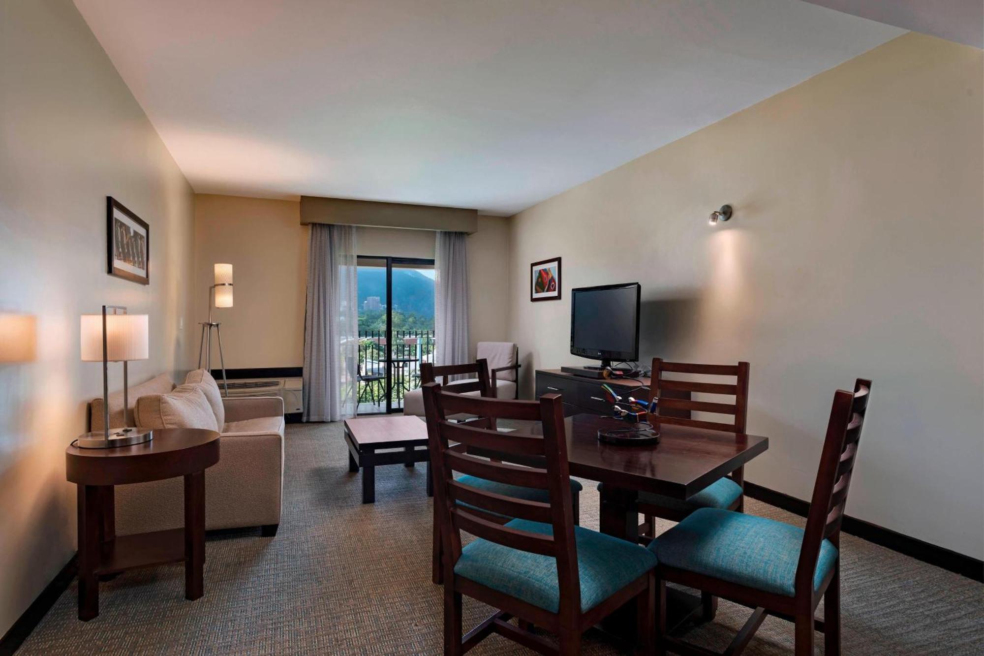 Courtyard By Marriott San Salvador Hotel Luaran gambar
