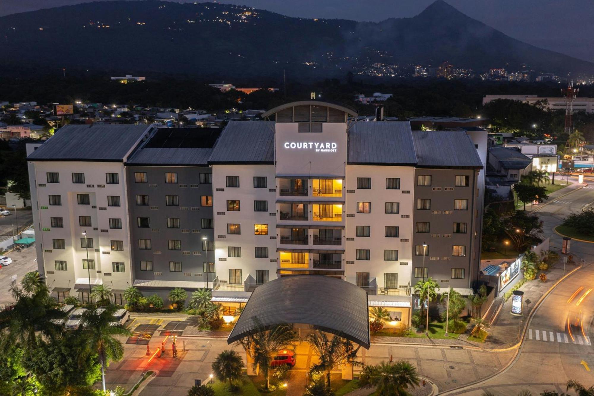 Courtyard By Marriott San Salvador Hotel Luaran gambar
